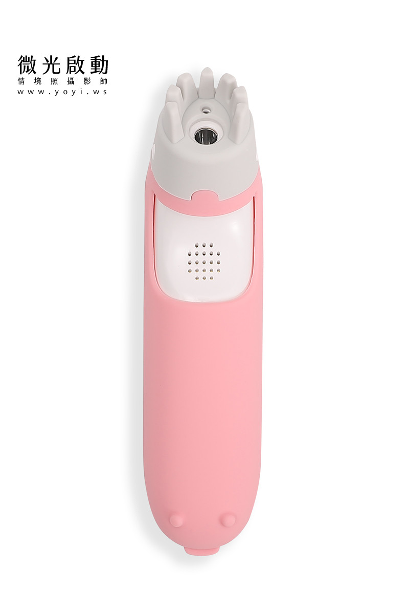 寵物用品攝影｜智能體溫按摩梳與貓咪互動情境攝影｜風全球股份有限公司 19