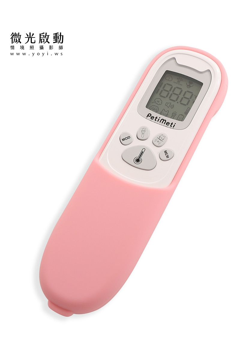 寵物用品攝影｜智能體溫按摩梳與貓咪互動情境攝影｜風全球股份有限公司 97