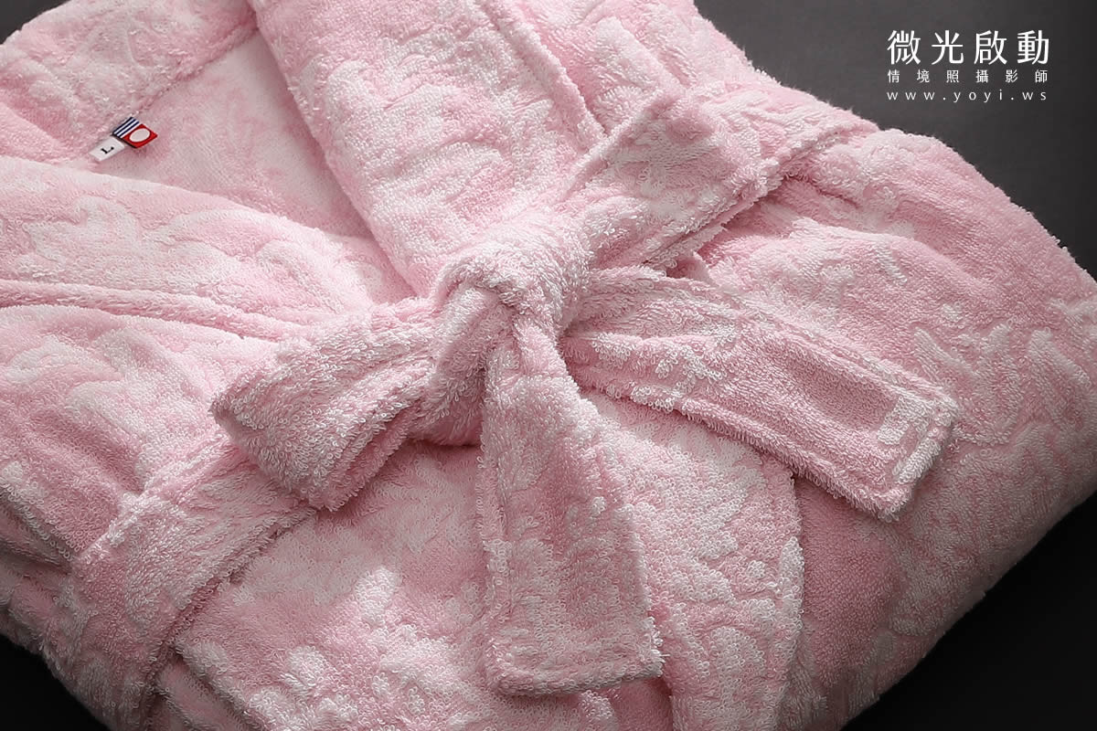浴袍毛巾商品攝影｜深灰色質感居家沐浴服飾去背攝影｜星紅織品 9