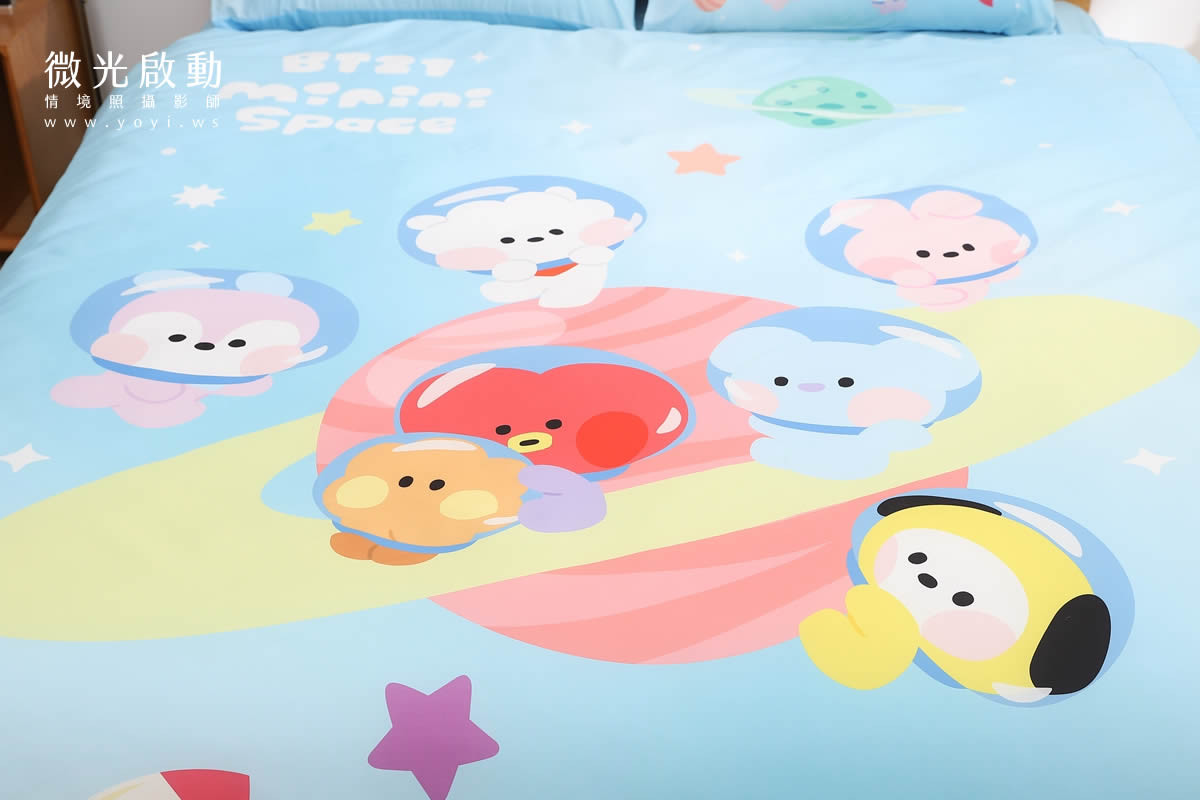 卡通聯名寢具攝影｜史迪奇圖騰藍色床包組情境攝影｜商家名稱 25