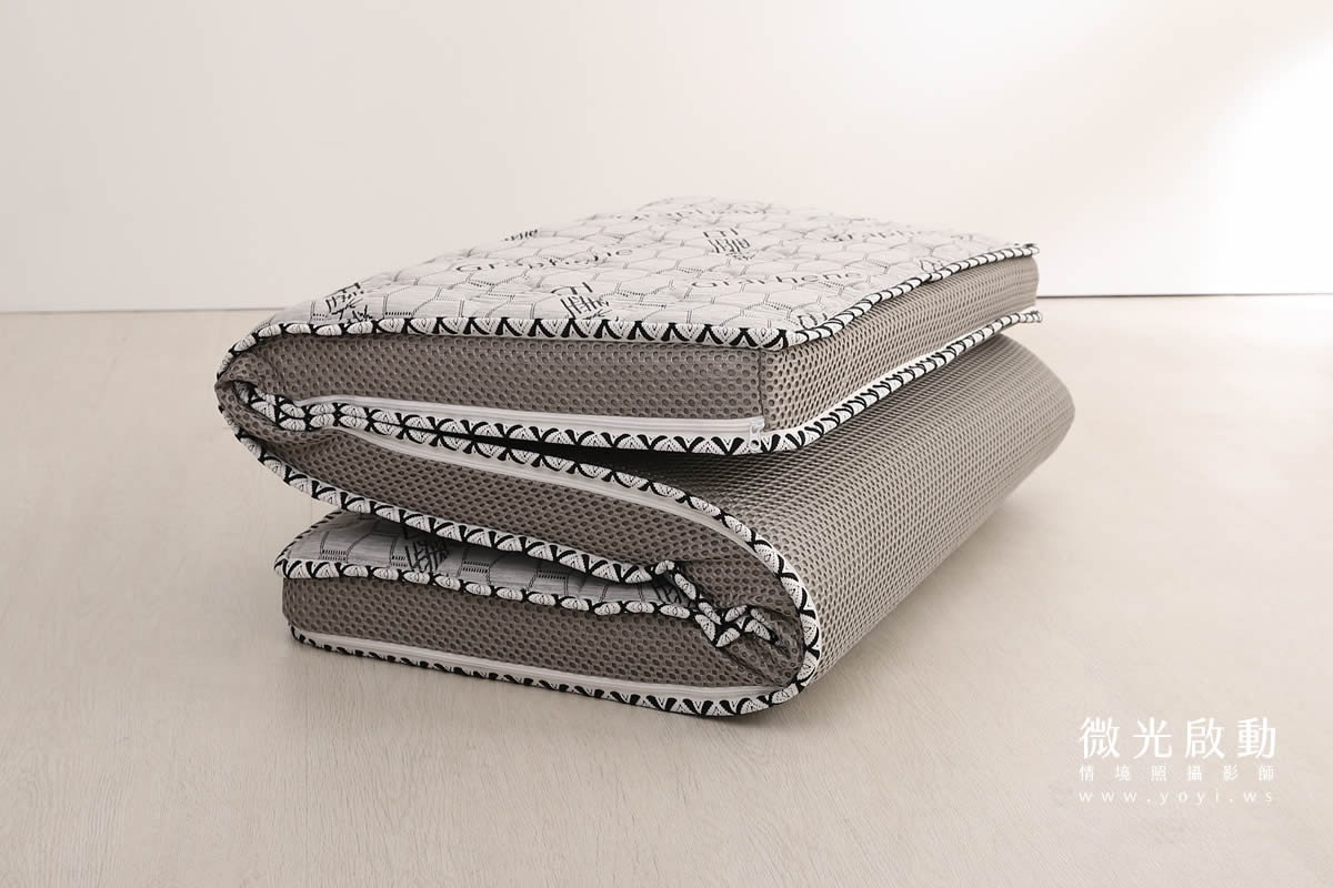 涼感被商品照，以視覺傳達涼爽觸感