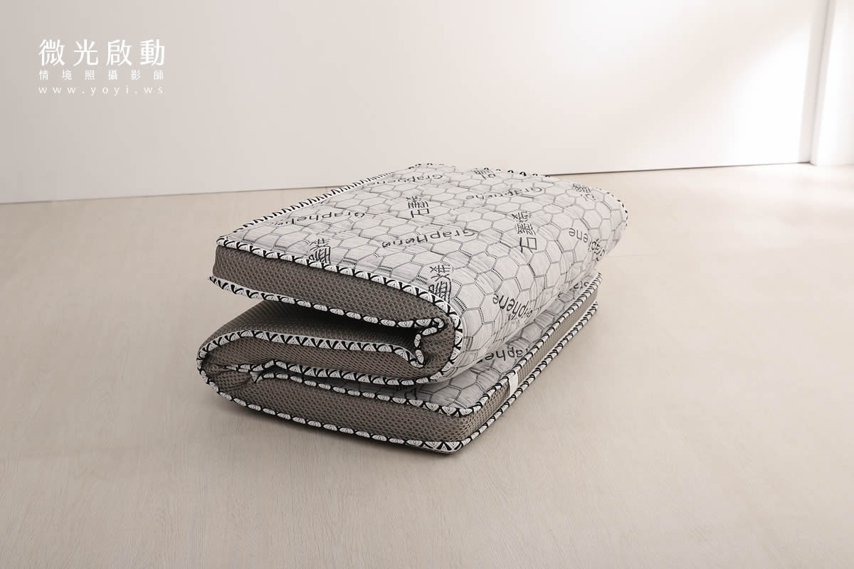 柔和色系寢具情境圖，適合品牌官網使用