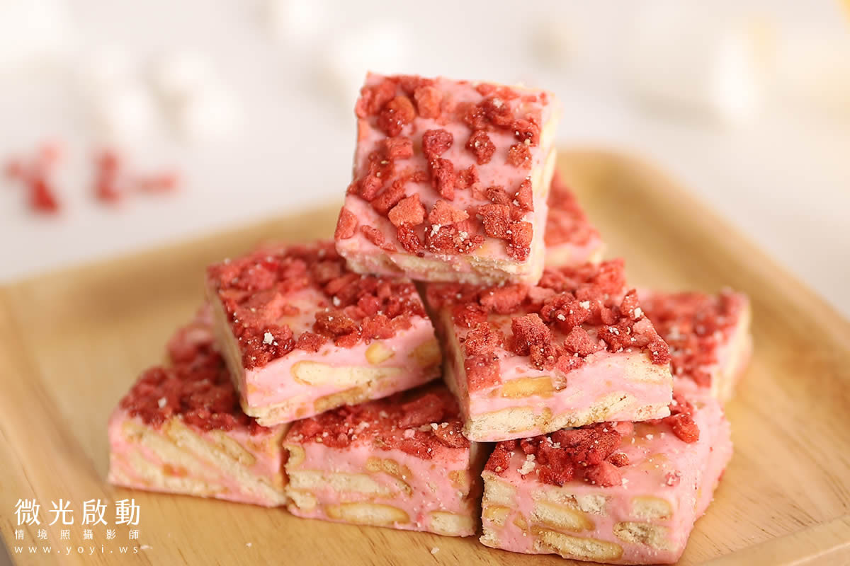 美食商品攝影｜模特兒品嚐手工餅乾明亮情境攝影 5