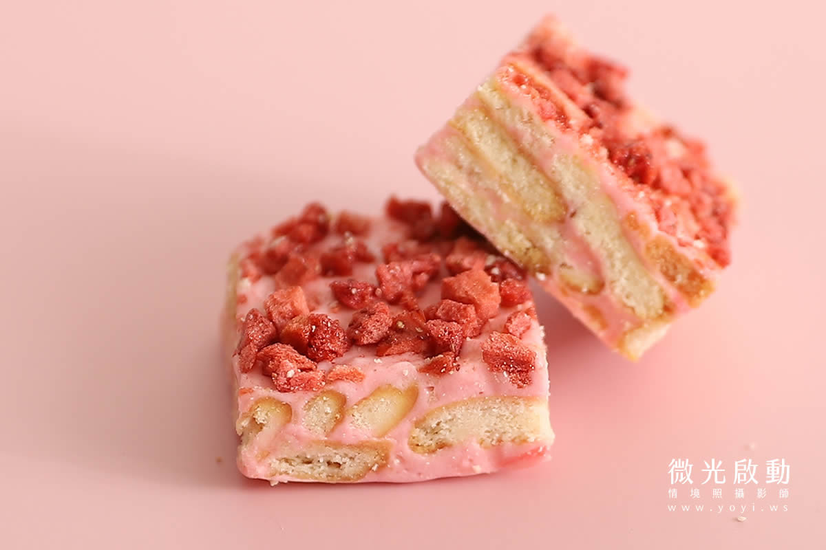 美食商品攝影｜模特兒品嚐手工餅乾明亮情境攝影 11