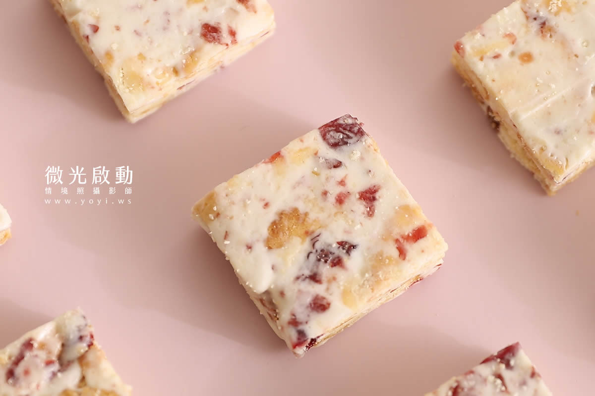美食商品攝影｜模特兒品嚐手工餅乾明亮情境攝影 21
