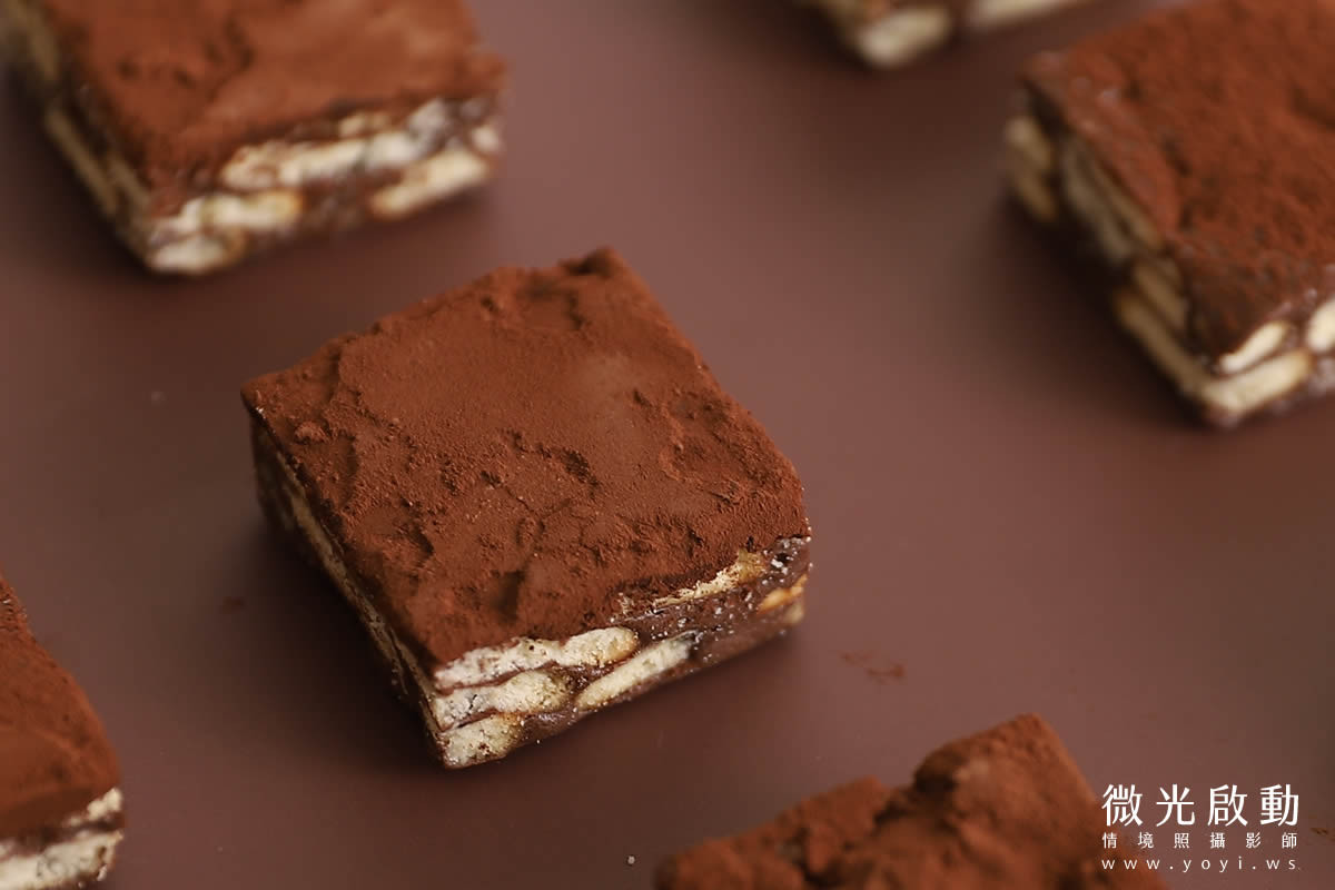 美食商品攝影｜模特兒品嚐手工餅乾明亮情境攝影 31