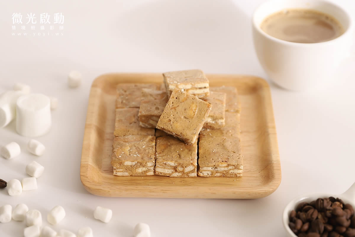 美食商品攝影｜模特兒品嚐手工餅乾明亮情境攝影 35